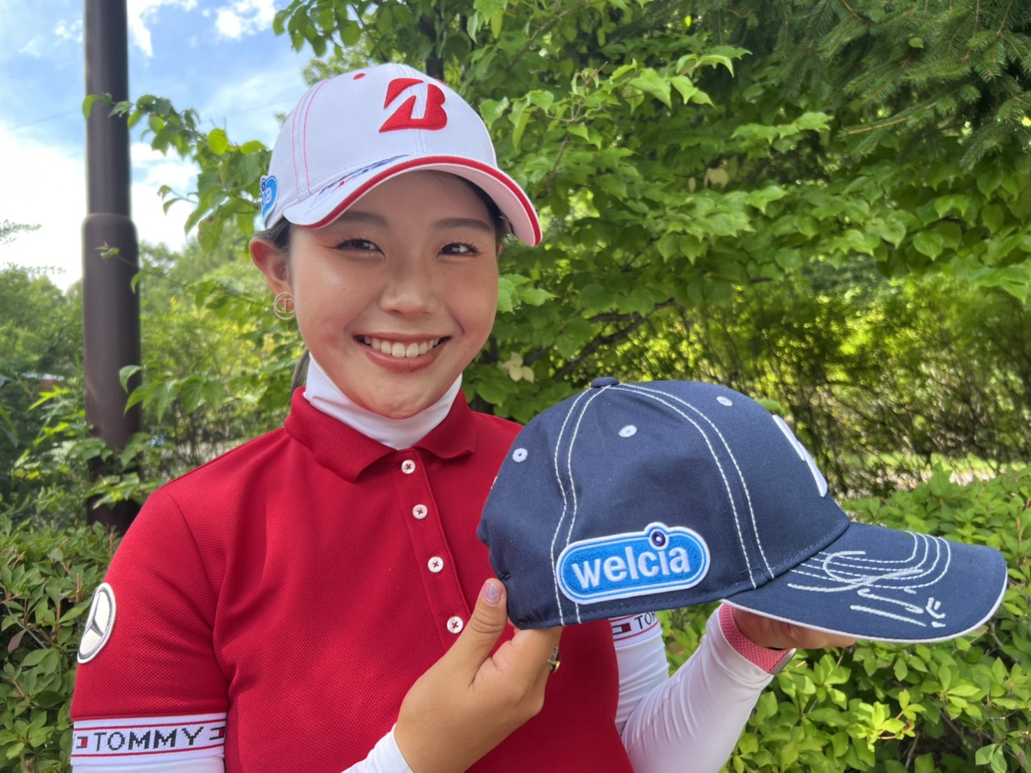 女子プロゴルファー吉田優利選手　サイン入りゴルフキャップ　22名様分